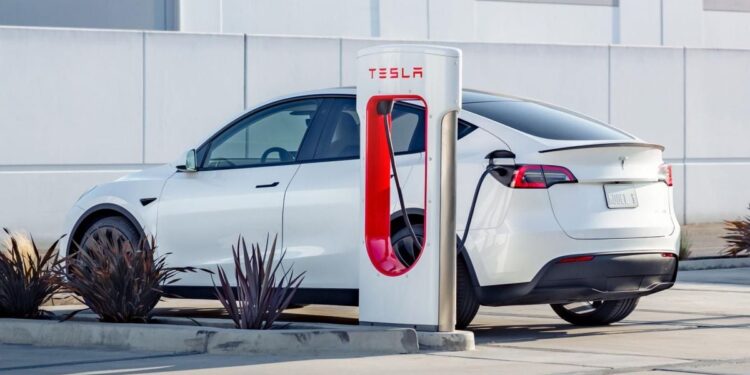 Tesla opens the Southern Hemisphere’s largest Supercharger site in NSW