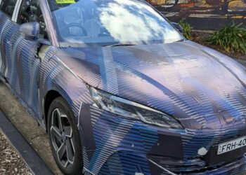 BYD Seal 06: Mid-size PHEV sedan with 2100km range spied in Australia