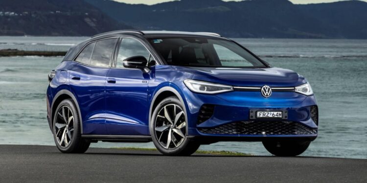 Volkswagen ID.4 and ID.5: More kit and more models complete EV SUV range