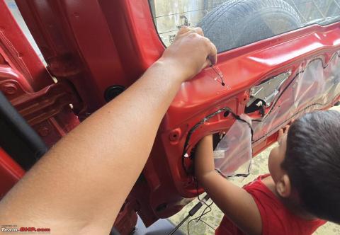 Weekend DIY activity with my son: Installed dashcam on my Maruti Jimny