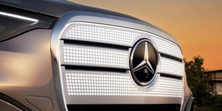 Mercedes-Benz GLC Previews New Design Direction