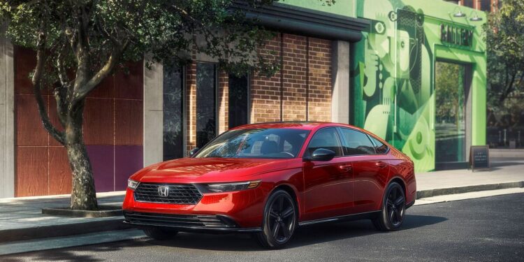 Here’s How To Be Safe Behind The Wheel