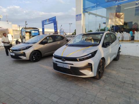 Existing Tata Altroz diesel owner test drives the facelifted model