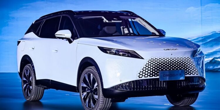 Omoda 5 hybrid and Omoda 7 PHEV SUVs on the cards for Australia