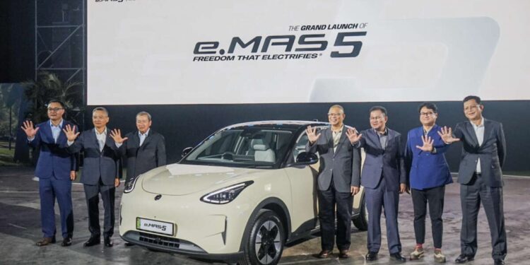 Proton eMas 5 launched – RM57k for Prime with 225 km range, RM70k for Premium with 325 km range