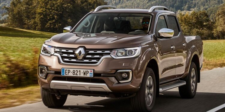 Renault and Nissan hold talks to revive their alliance – report