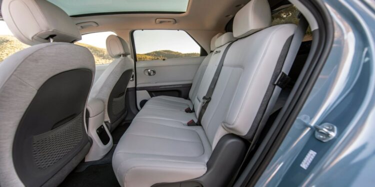 ‘It’s Not Right’ – 2023 Hyundai Owner Slapped With $12,000 Repair Bill Over a Spilled Water Bottle