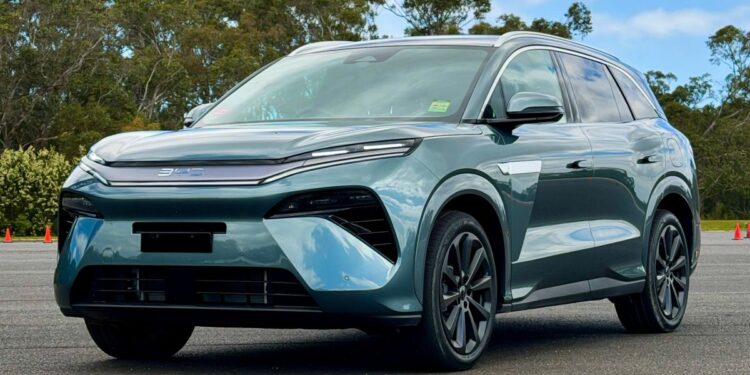 2026 BYD Sealion 8 review: Quick drive