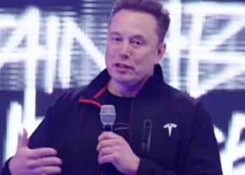 Tesla shareholders approve US$1 trillion pay deal for CEO Elon Musk