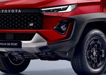 New Toyota HiLux GR Sport coming to take on Ford Ranger Raptor