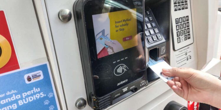 Budi95 programme has been running smoothly, all operational systems stable since launch – MoF