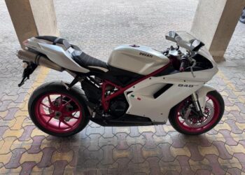 My Ducati 848 EVO Corse comes out of hibernation: Open roads calling