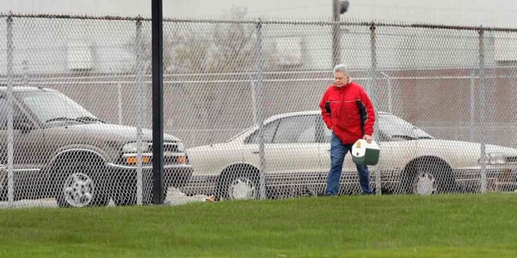 1,140 GM Factory Workers Laid off Permanently via MI State Paperwork Filing