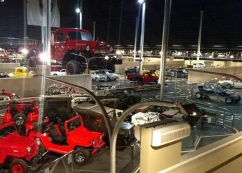 Visited the Rainbow Sheikh car museum in Abu Dhabi: Left me awestruck