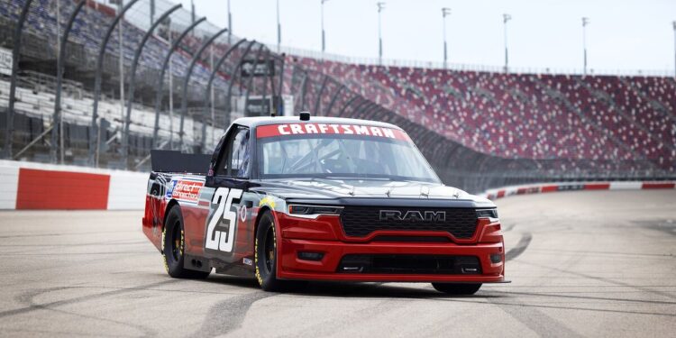 QOTD: Which Free Agent Drivers Would You Like To See In NASCAR Truck?